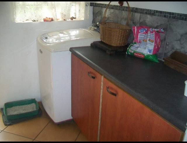 3 BEDROOM FREESTANDING FOR SALE IN PALM BEACH